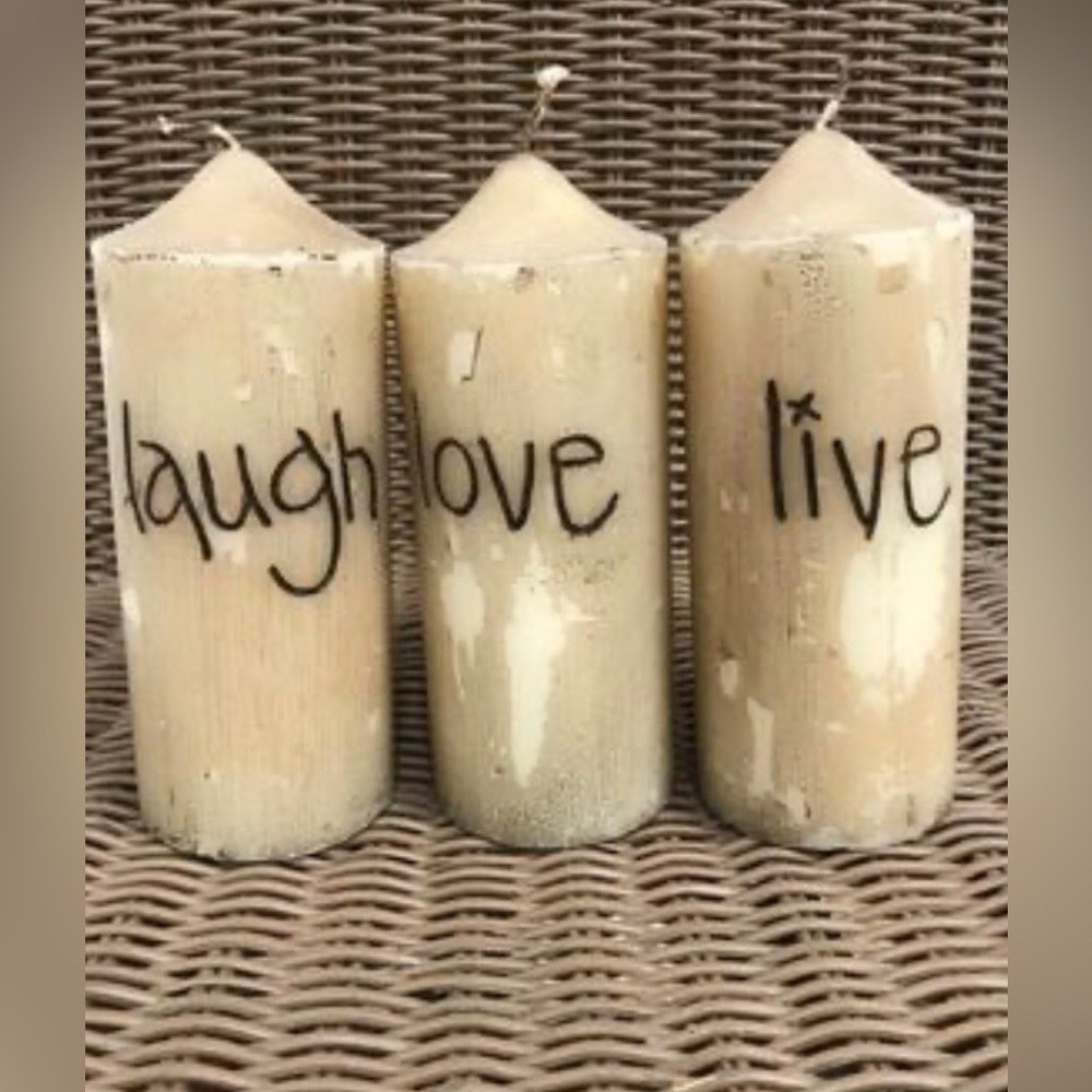 VINTAGE Candles; love, laugh, live
Set of 3 
H: 6.25”